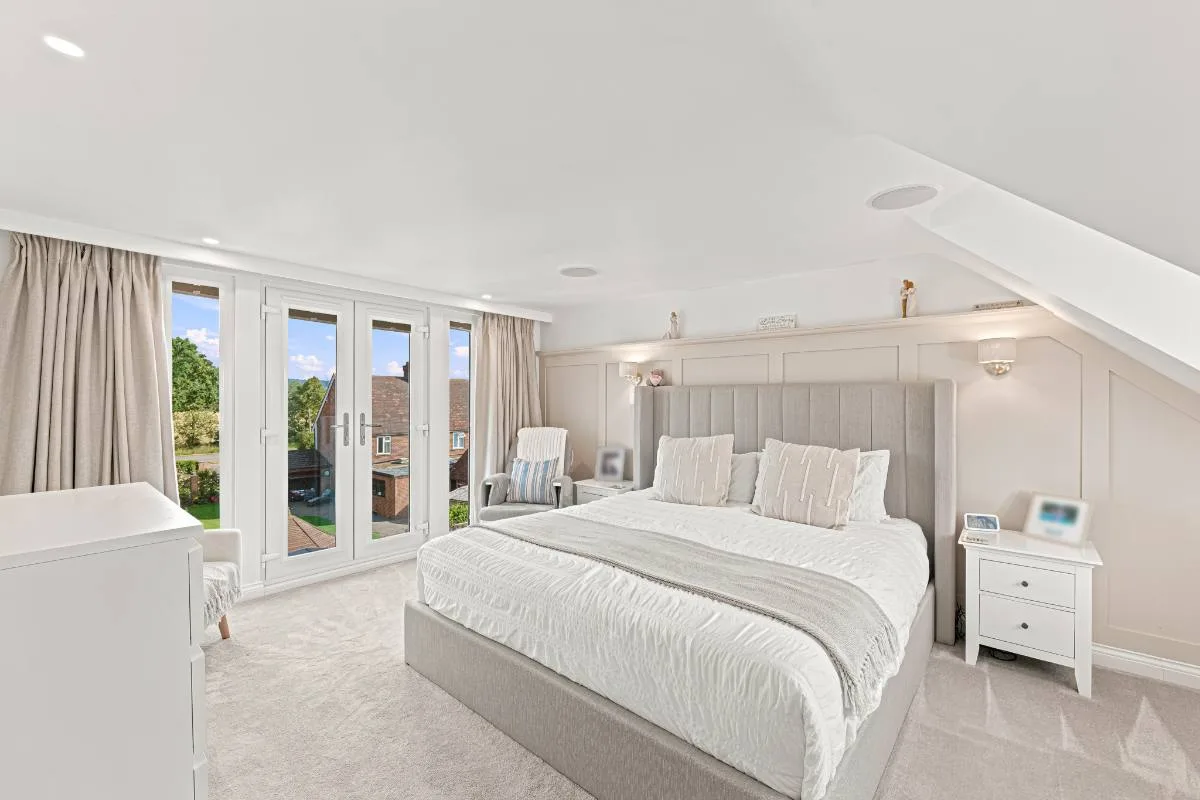 5 Bedroom House Marston Moretaine