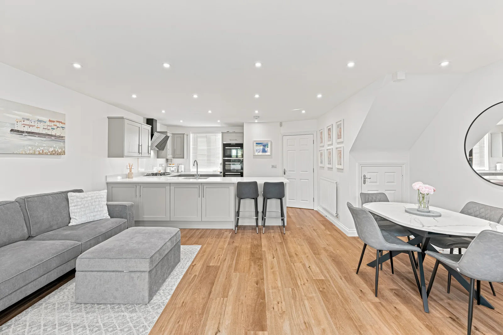 5 Bedroom House Marston Moretaine