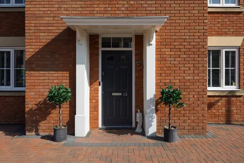 5 Bedroom House Marston Moretaine