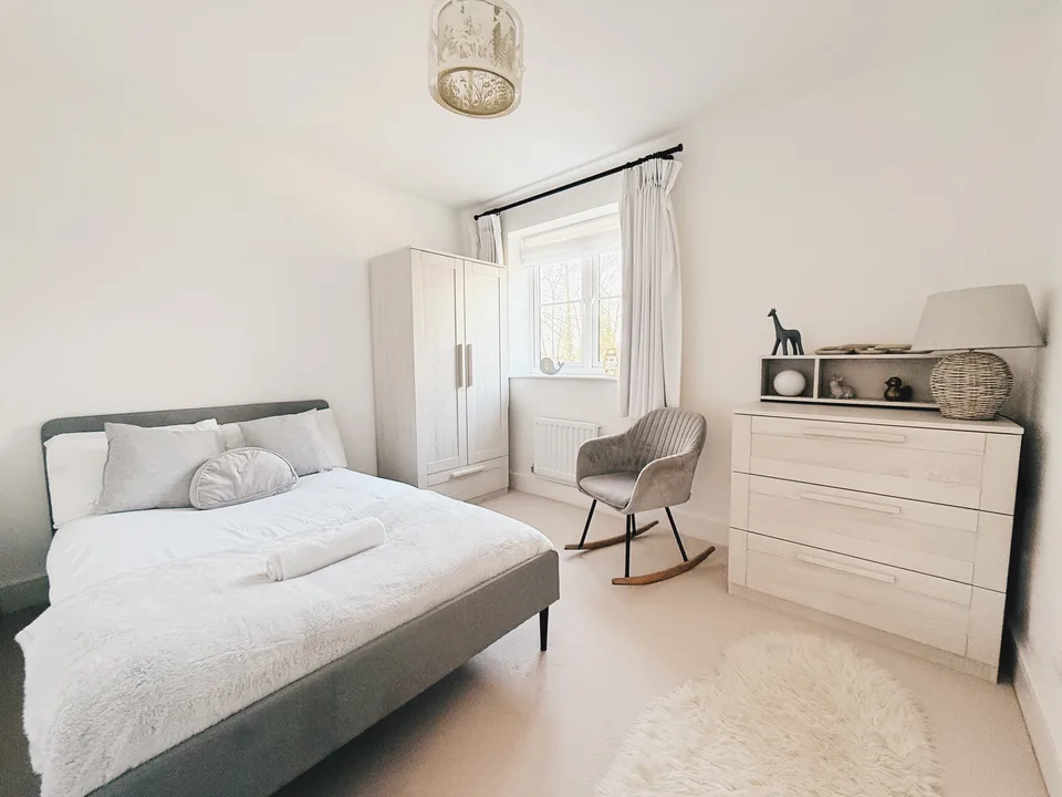 4-Bed Home for Contractors & Relocation | Sleeps 8