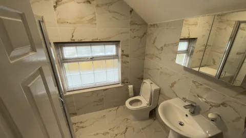Large 4 bedroom house